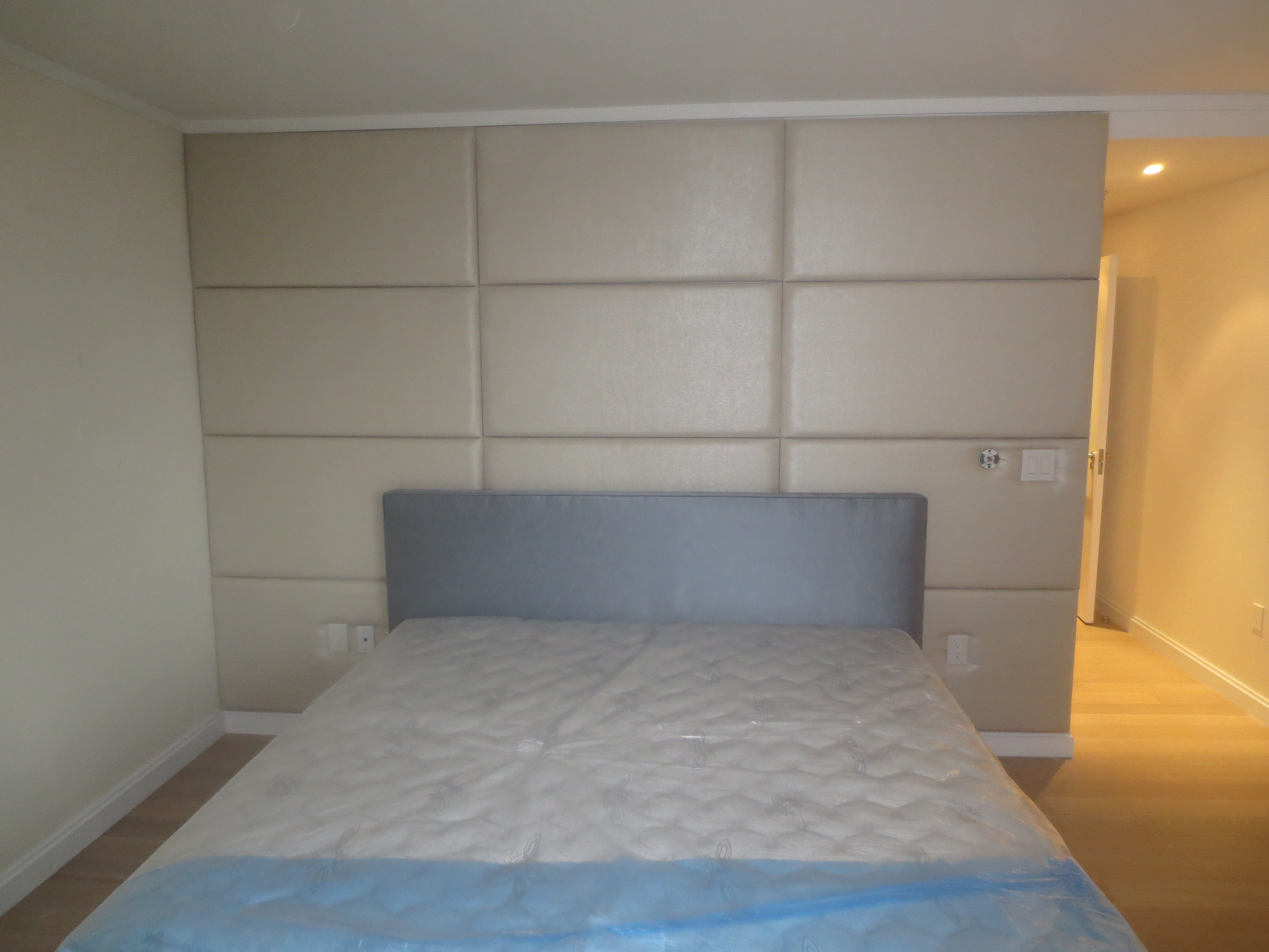 Upholstered headboard